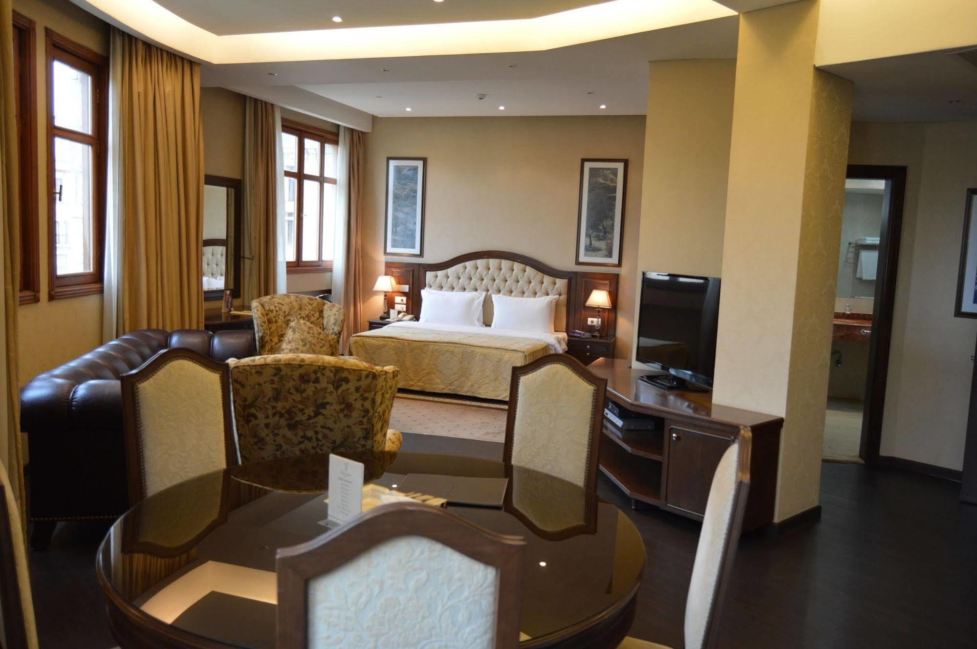 Etoile Suites Boutique Hotel Downtown Beirut Eksteriør billede